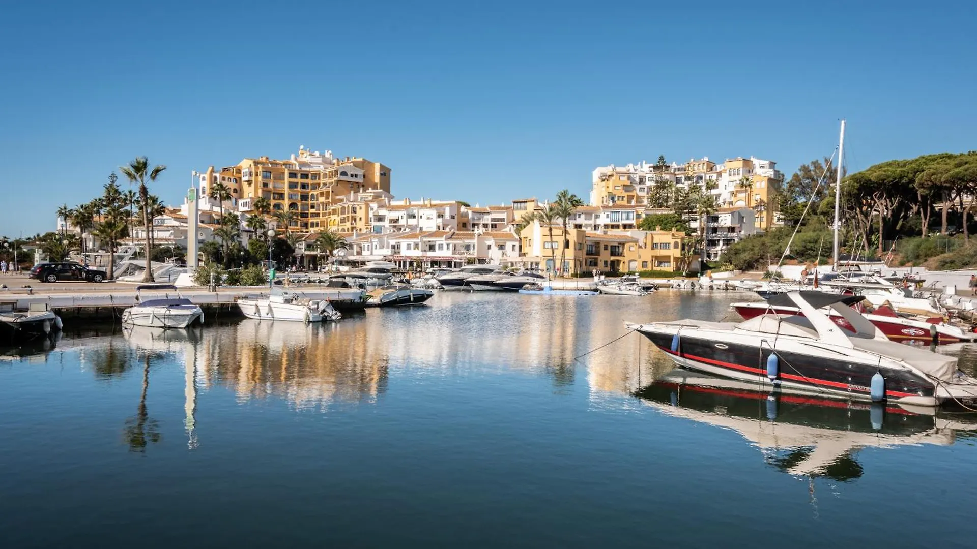 Cabopino 3 Beds Apartment Marbella Spain